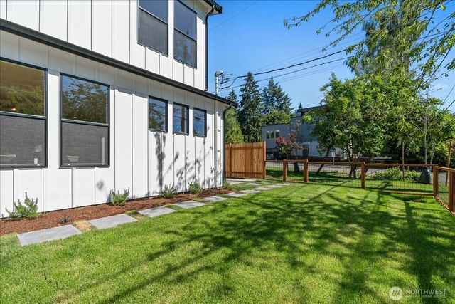 13702 37th Avenue NE, Seattle, WA 98125