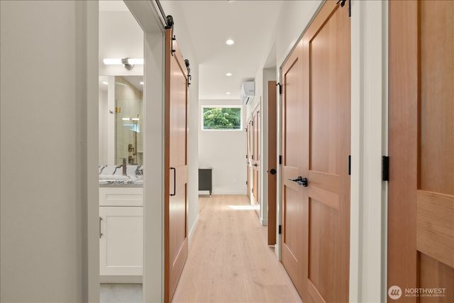 13702 37th Avenue NE, Seattle, WA 98125