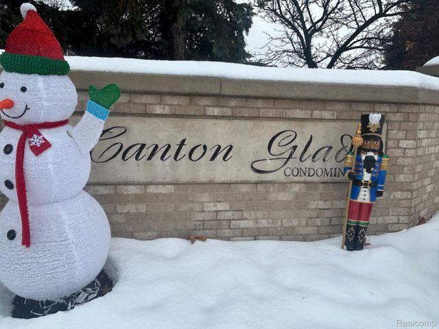 41508 Glade Road, Canton Charter Township, MI 48187