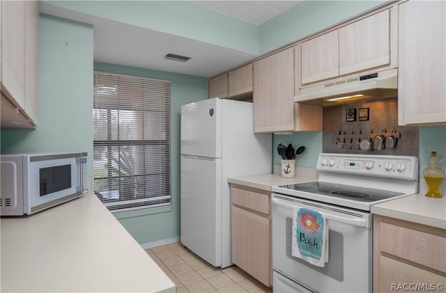 2022 Forest Drive, Inverness, FL 34453