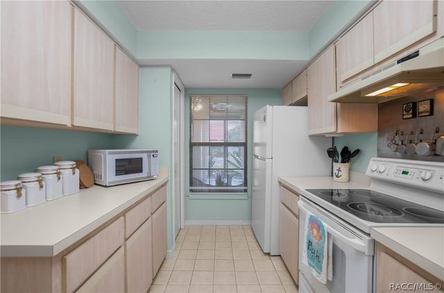2022 Forest Drive, Inverness, FL 34453