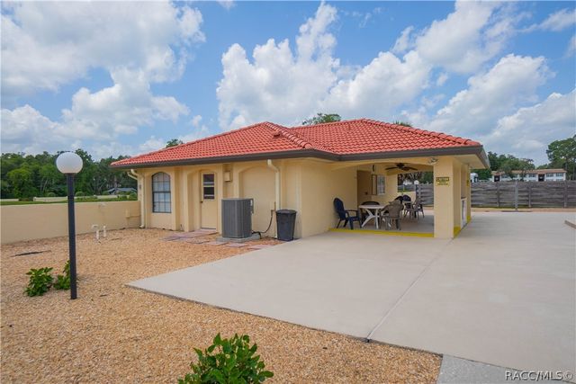 2022 Forest Drive, Inverness, FL 34453