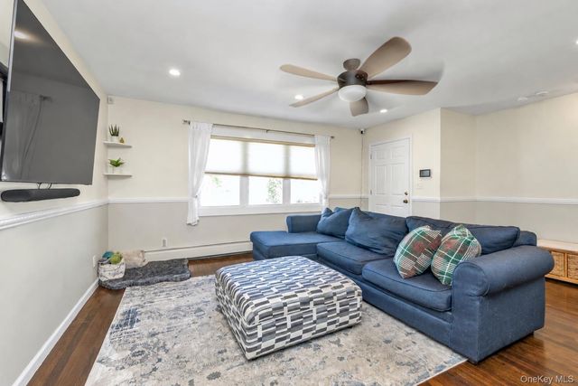14 Southard Drive, Island Park, NY 11558