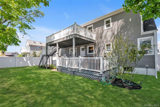 14 Southard Drive, Island Park, NY 11558