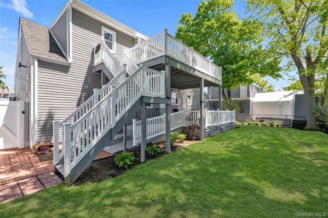 14 Southard Drive, Island Park, NY 11558