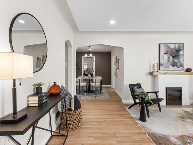 2960 Poplar Street, Denver, CO 80207