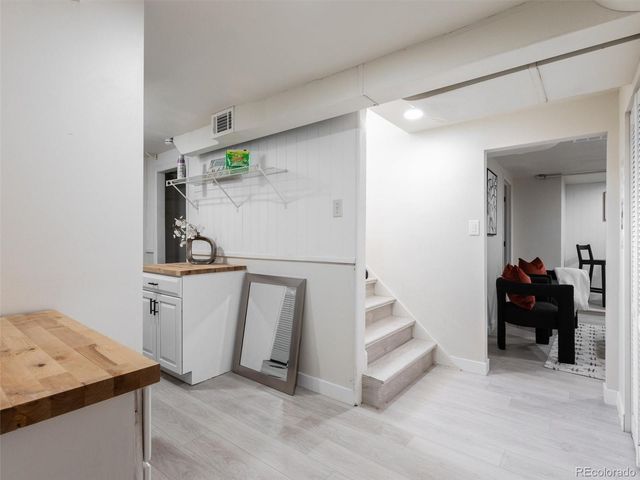 2960 Poplar Street, Denver, CO 80207