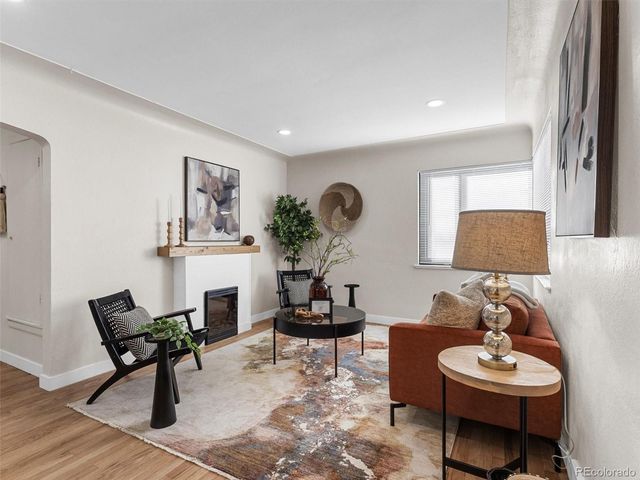 2960 Poplar Street, Denver, CO 80207