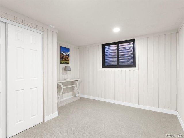 2960 Poplar Street, Denver, CO 80207