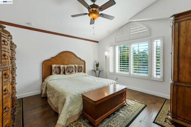 415 Orchard View Ave, Martinez, CA 94553