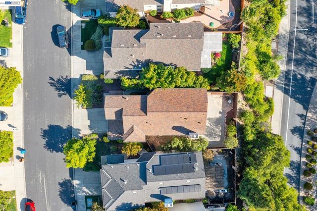 415 Orchard View Ave, Martinez, CA 94553