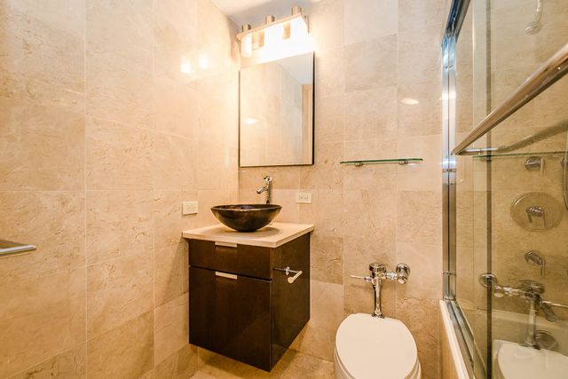 777 N MICHIGAN Avenue 1307, Chicago, IL 60611