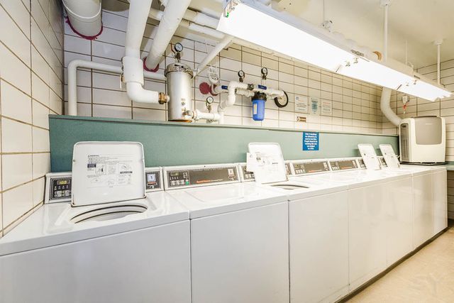 777 N MICHIGAN Avenue 1307, Chicago, IL 60611