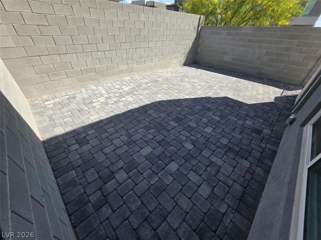 4234 Vivenda Street 3, Las Vegas, NV 89115