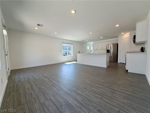 4234 Vivenda Street 3, Las Vegas, NV 89115