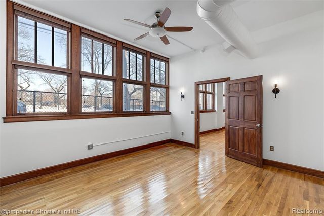 1395 Antietam Avenue 39, Detroit, MI 48207