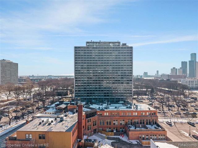 1395 Antietam Avenue 39, Detroit, MI 48207