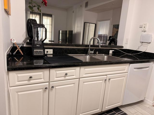 1200 Town Center Drive 212, Jupiter, FL 33458