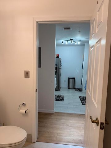 1200 Town Center Drive 212, Jupiter, FL 33458