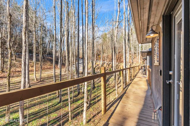 750 Caney Creek Rd, Cosby, TN 37722