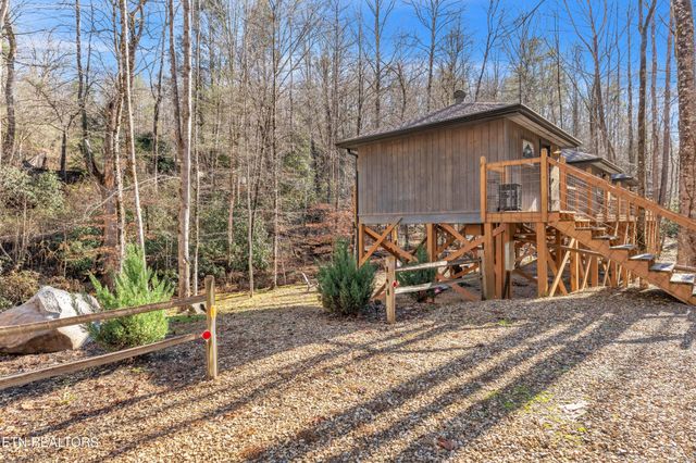 750 Caney Creek Rd, Cosby, TN 37722