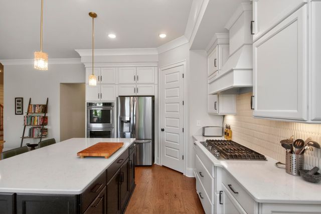 3229 Chase Point Dr, Franklin, TN 37067