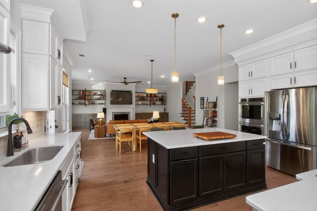 3229 Chase Point Dr, Franklin, TN 37067