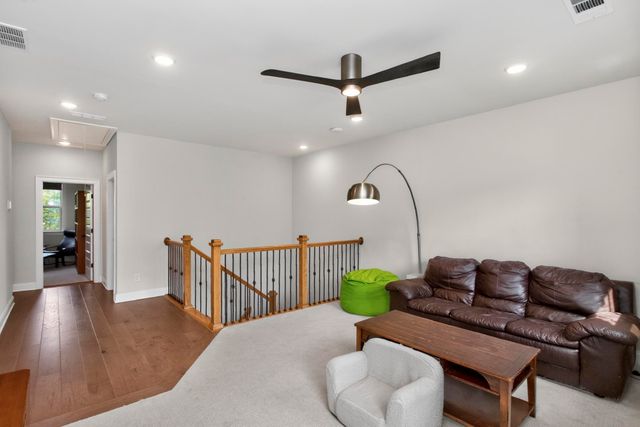 3229 Chase Point Dr, Franklin, TN 37067