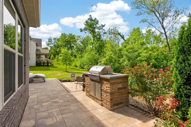3229 Chase Point Dr, Franklin, TN 37067