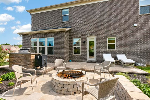 3229 Chase Point Dr, Franklin, TN 37067