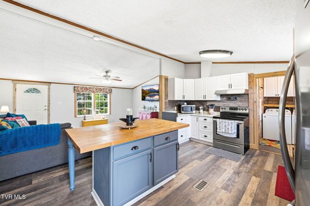 22821 Hunter Brown Lane, Abingdon, VA 24211