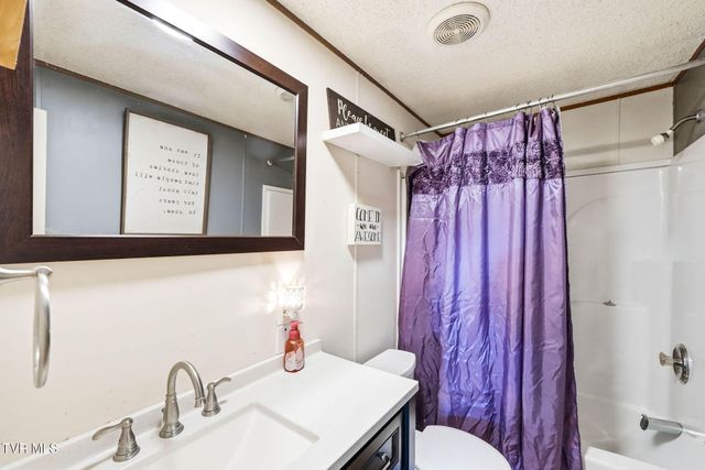 22821 Hunter Brown Lane, Abingdon, VA 24211