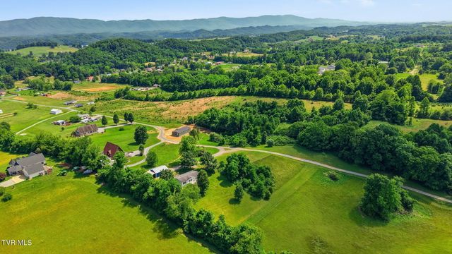 22821 Hunter Brown Lane, Abingdon, VA 24211