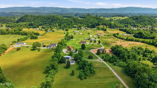 22821 Hunter Brown Lane, Abingdon, VA 24211