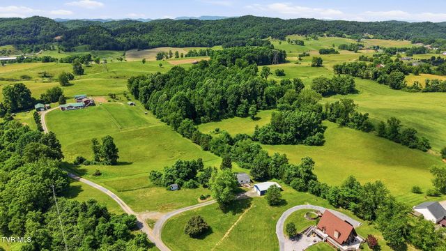 22821 Hunter Brown Lane, Abingdon, VA 24211