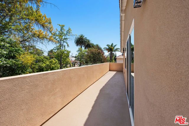 2329 Selby Avenue, Los Angeles, CA 90064