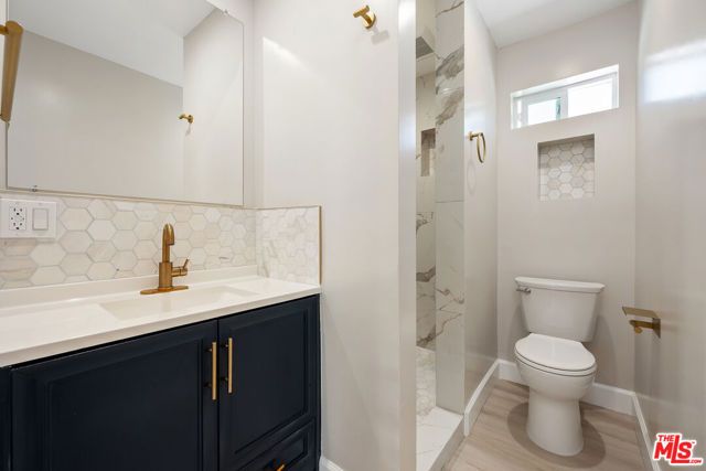 2329 Selby Avenue, Los Angeles, CA 90064