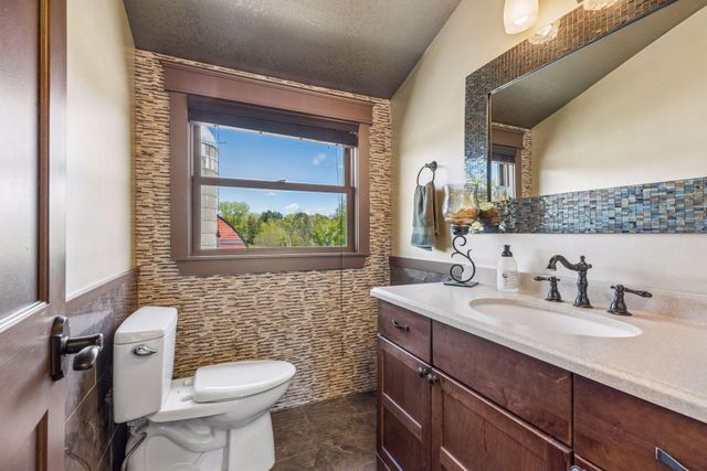 7040 132nd Street N, Hugo, MN 55038