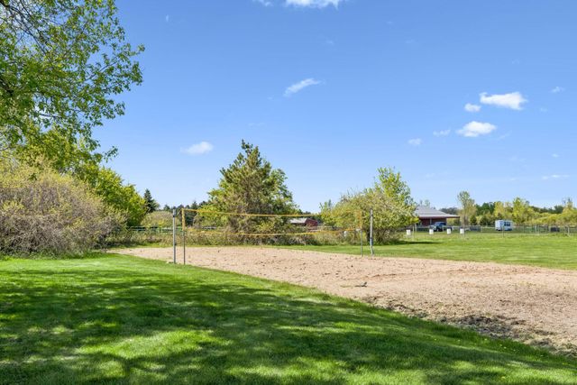 7040 132nd Street N, Hugo, MN 55038