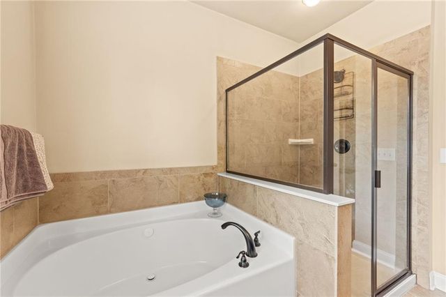 5936 Norfolk Chase Rd, Peachtree Corners, GA 30092
