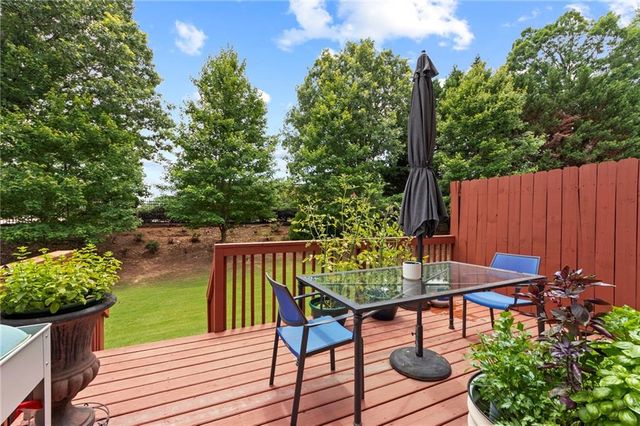 5936 Norfolk Chase Rd, Peachtree Corners, GA 30092