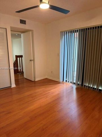 8172 S Coral Cir 0, North Lauderdale, FL 33068