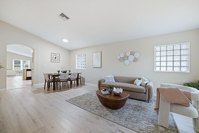 1825 Magliano Drive, Boynton Beach, FL 33436