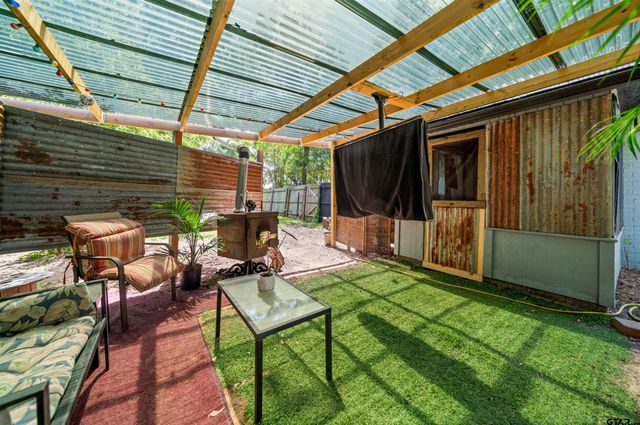 110 Utah Street, Van, TX 75790