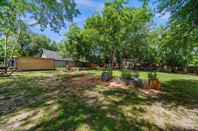 110 Utah Street, Van, TX 75790