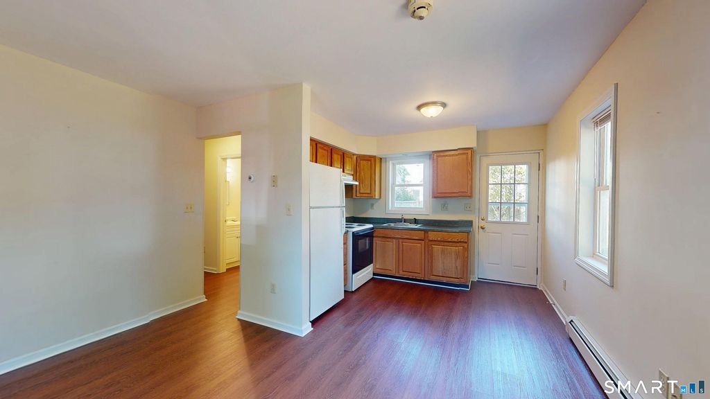 37 Landin Street 1R, Woodbridge, CT 06525