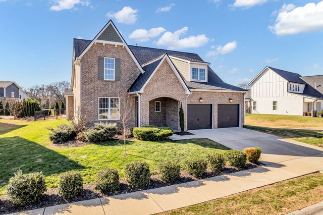 834 Plowson Rd, Mount Juliet, TN 37122