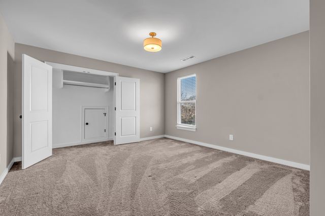 834 Plowson Rd, Mount Juliet, TN 37122