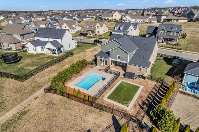 834 Plowson Rd, Mount Juliet, TN 37122