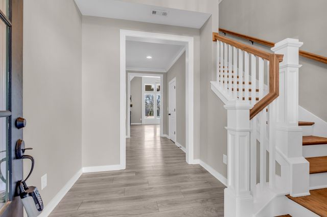 834 Plowson Rd, Mount Juliet, TN 37122